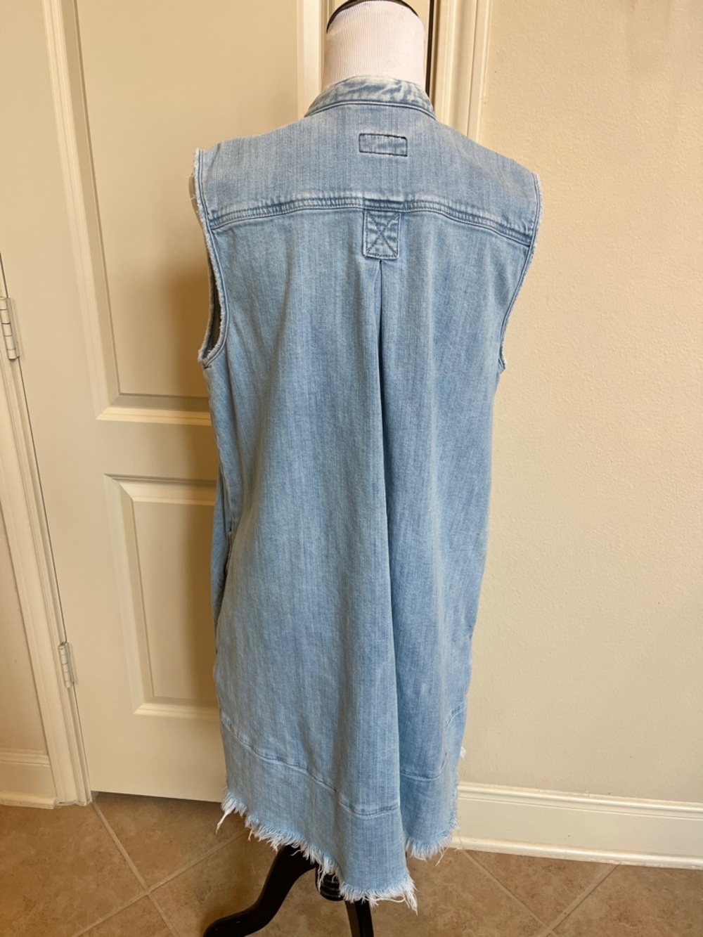 Current/Elliott Light Blue Denim faded Topstitched dress - Picture 3 of 12